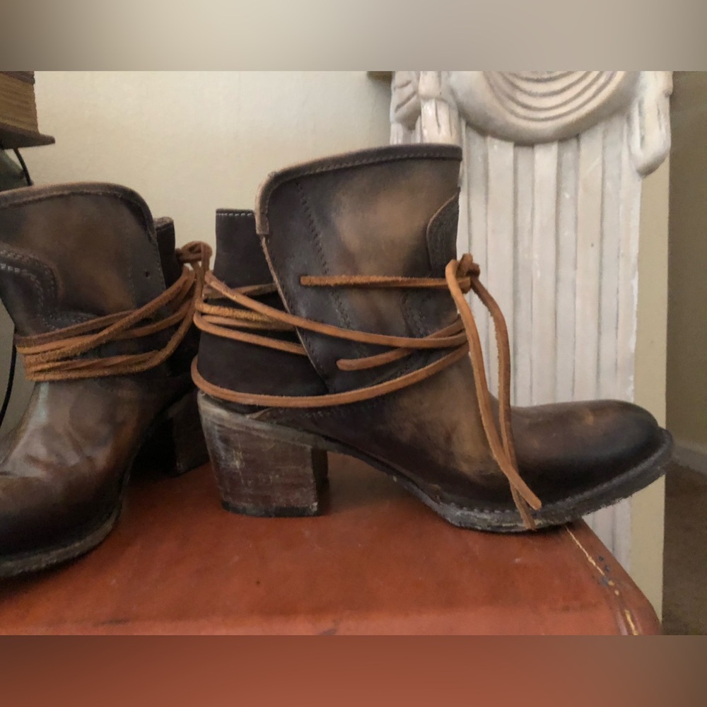 NEW never worn FREEBIRD distressed ankle boots.